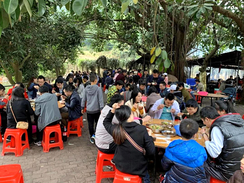 團體用餐.jpg
